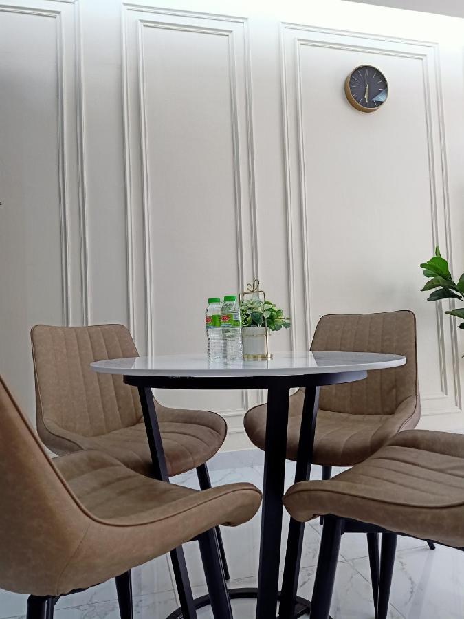 Al Zahra Homestay By Troika Kota Bharu "Stay In Style, Sleep In Comfort" מראה חיצוני תמונה