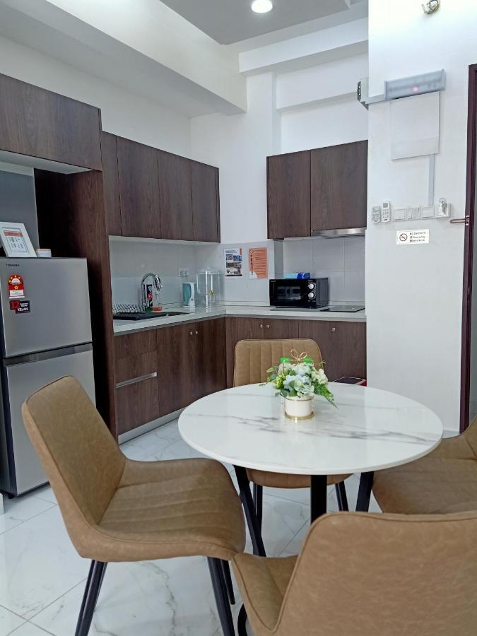 Al Zahra Homestay By Troika Kota Bharu "Stay In Style, Sleep In Comfort" מראה חיצוני תמונה