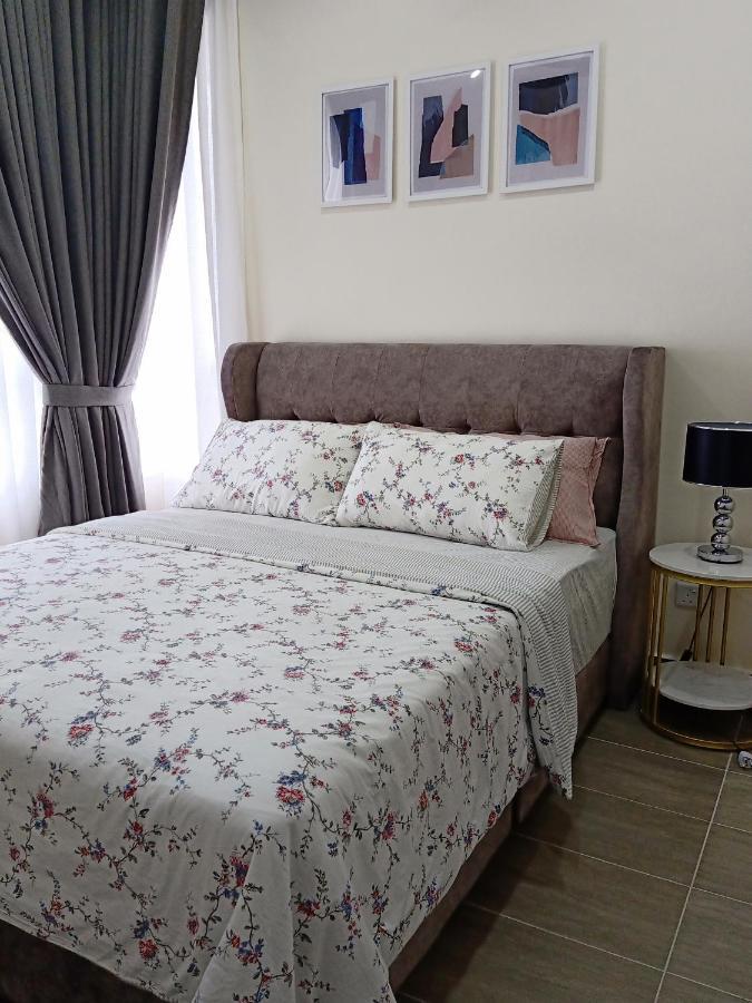 Al Zahra Homestay By Troika Kota Bharu "Stay In Style, Sleep In Comfort" מראה חיצוני תמונה