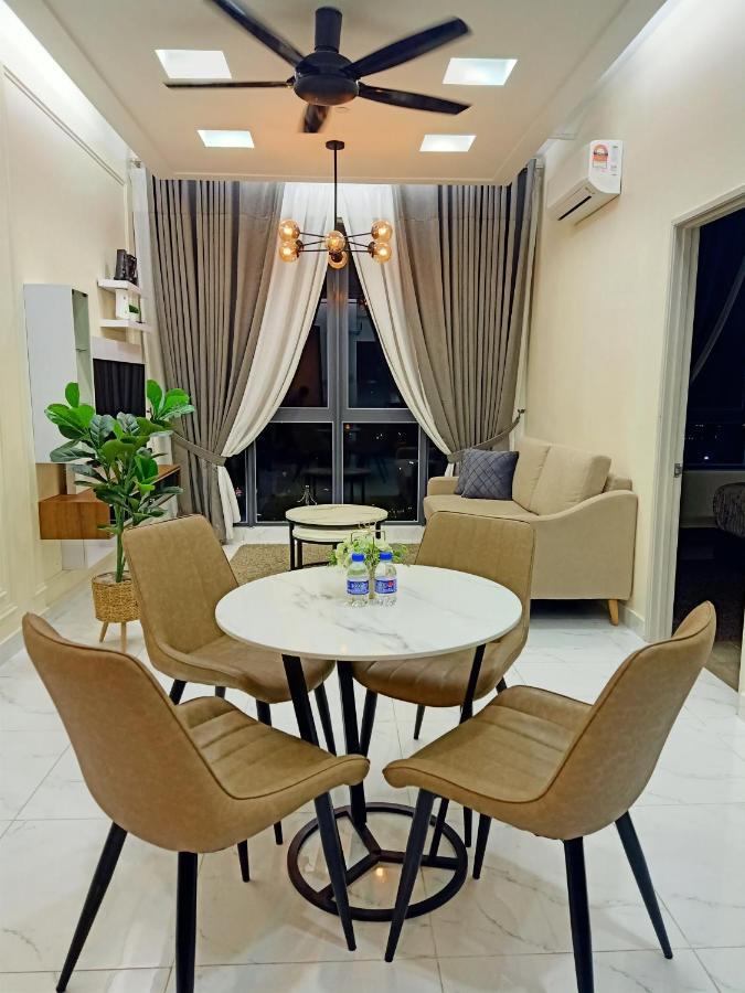 Al Zahra Homestay By Troika Kota Bharu "Stay In Style, Sleep In Comfort" מראה חיצוני תמונה